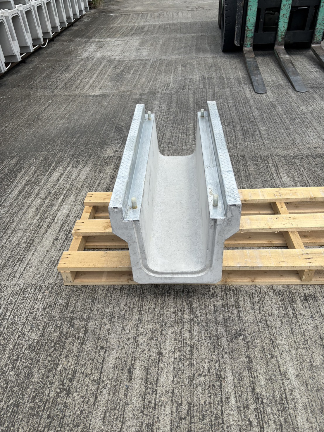 11.道路側溝横断（横断PU）T-25